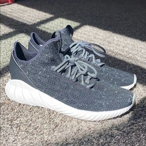 Adidas Tubular Shoe